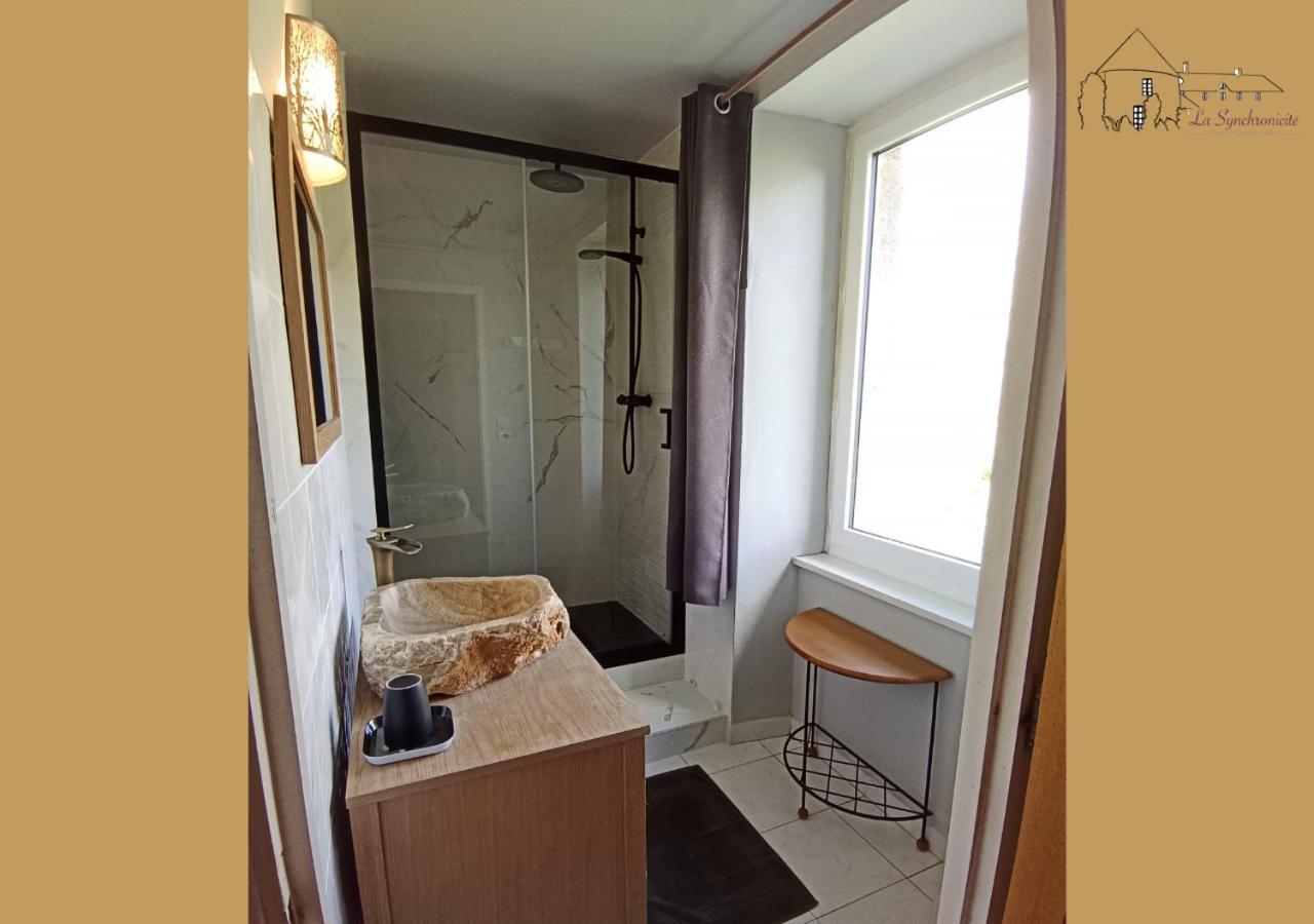La Synchronicite - Chambres D'Hotes Saint-Sauveur-Villages Exteriör bild
